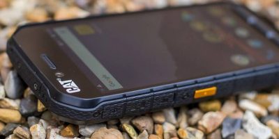 Защищенные смартфоны Leagoo xRover и AGM A10: какой выбрать?