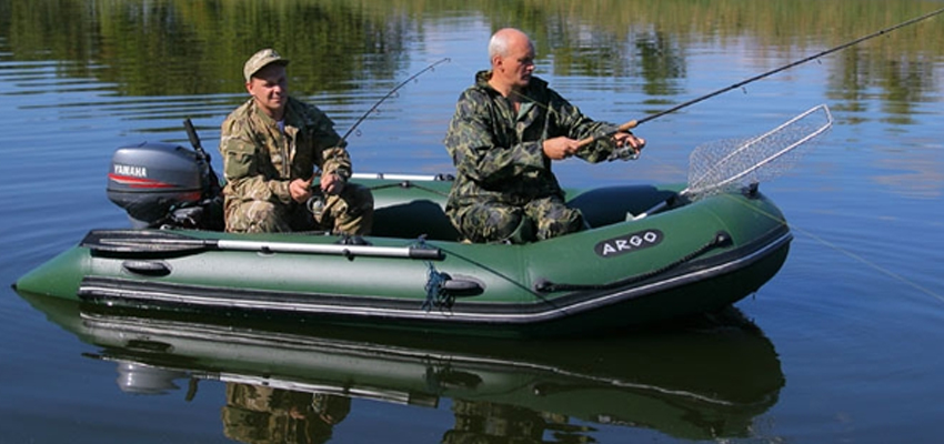 Рыбалка на моторной лодке